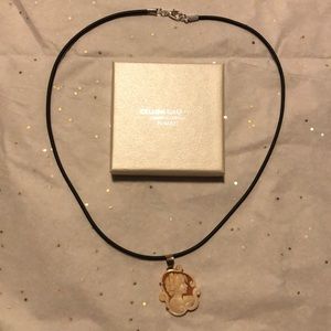 Cellini Gallery Cameos & Corals necklace Italy